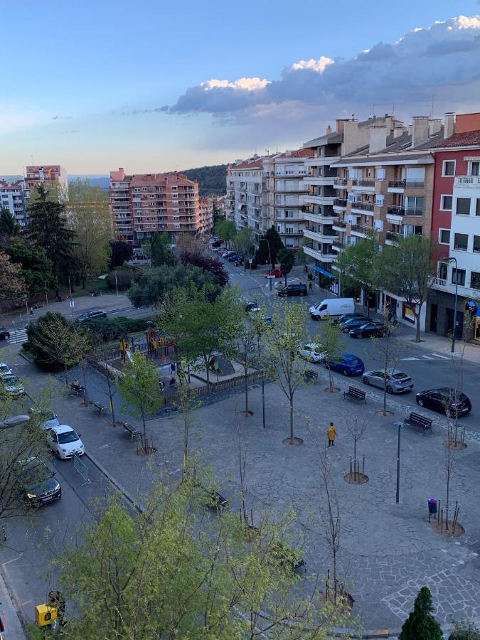 El Segon Pis Appartement Berga Buitenkant foto